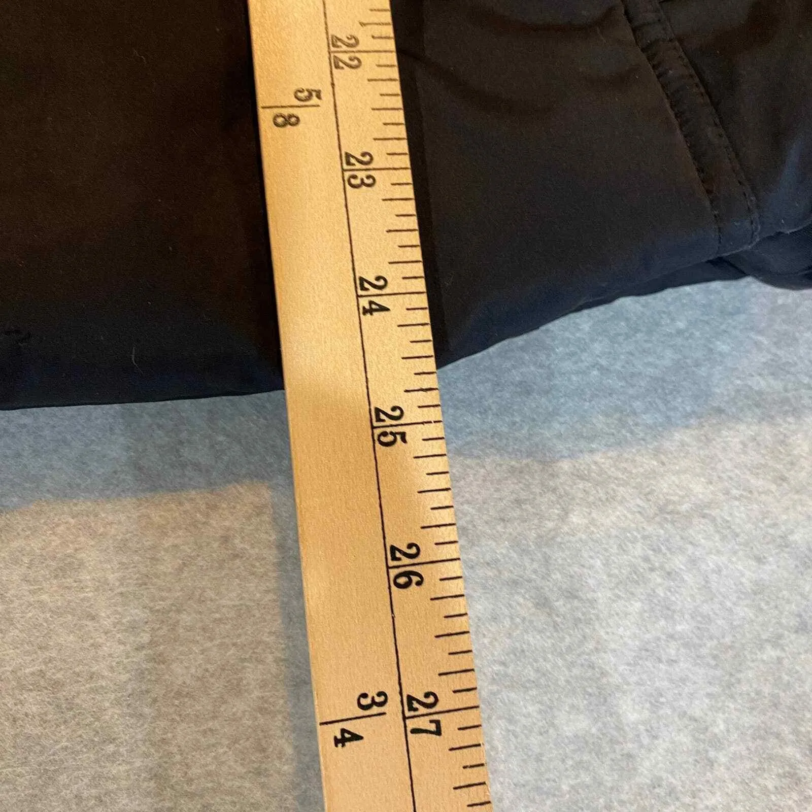 Banana Republic Puffer Vest Womens Medium Black Polyester Full zip Pockets - Image 11