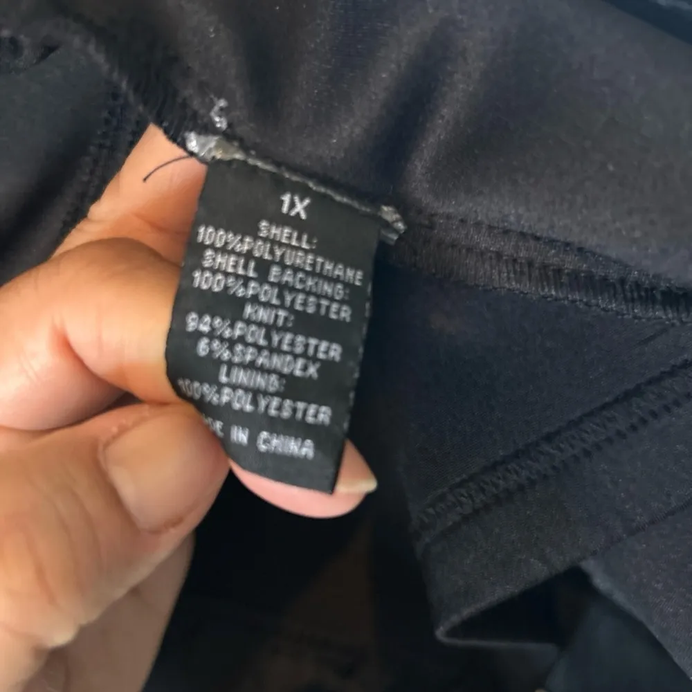 Baccini Women’s Black Faux Leather  Full Zip Jacket 1X - Image 8