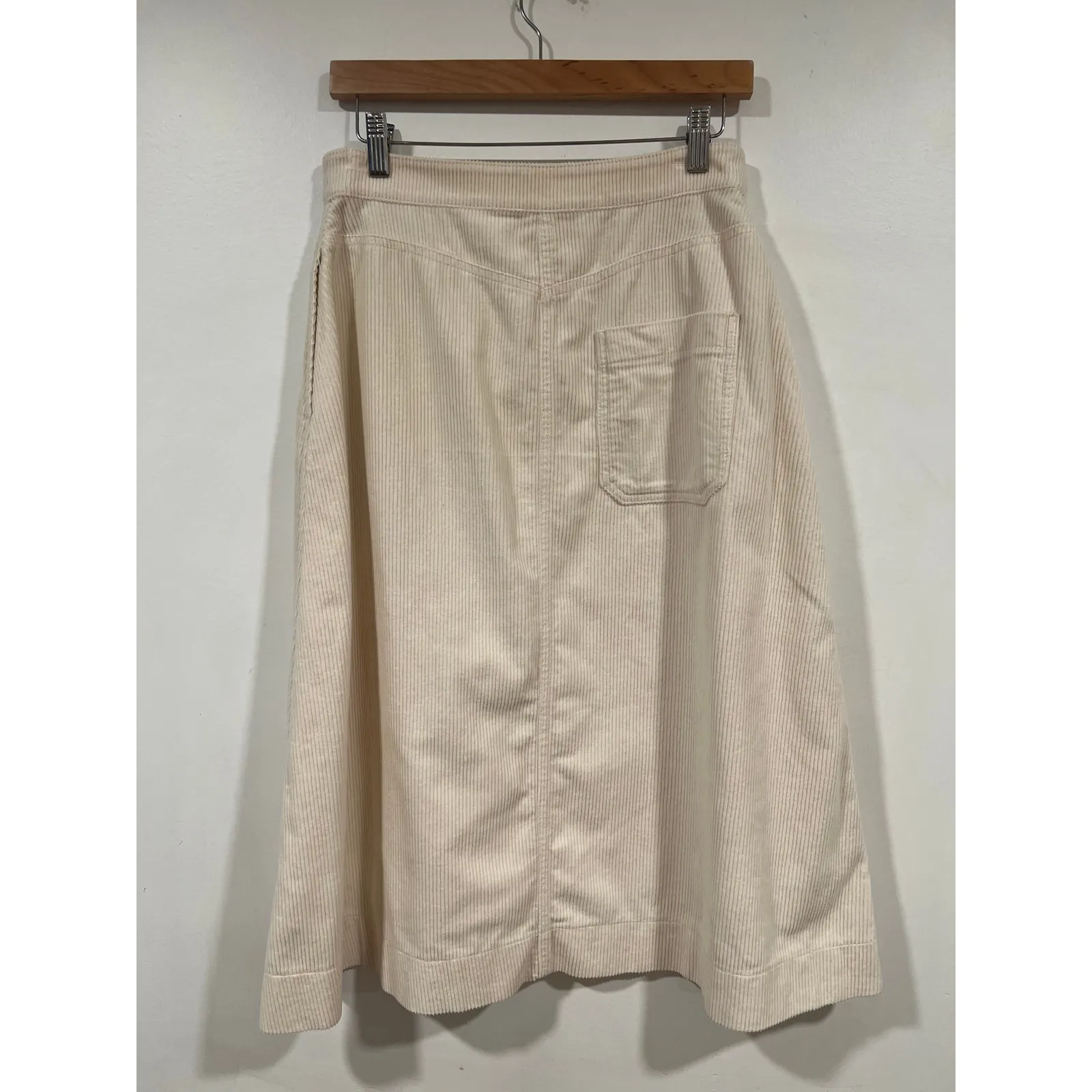 Women’s Uniqlo Minimalist Preppy Corduroy A Line Midi Skirt Cream 4 - Image 3