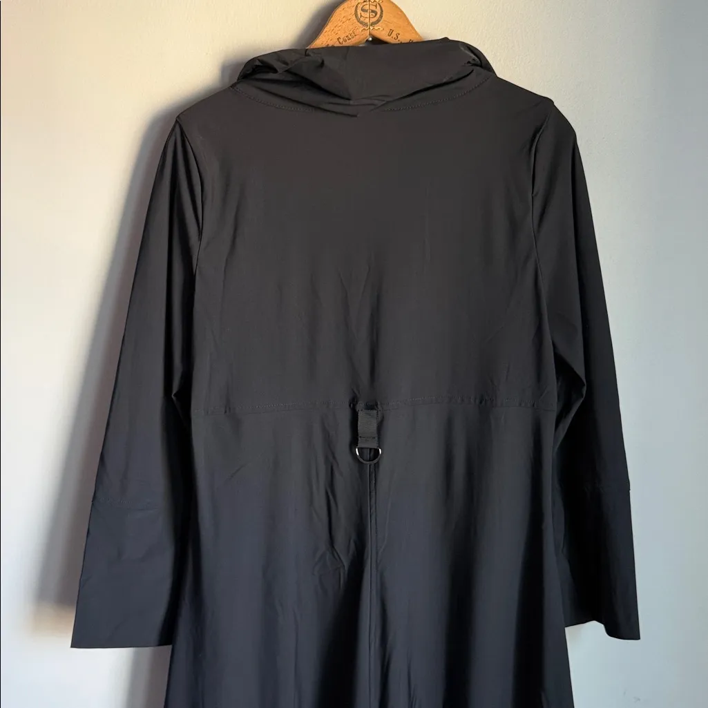 IC Collection Black Zip - Image 8