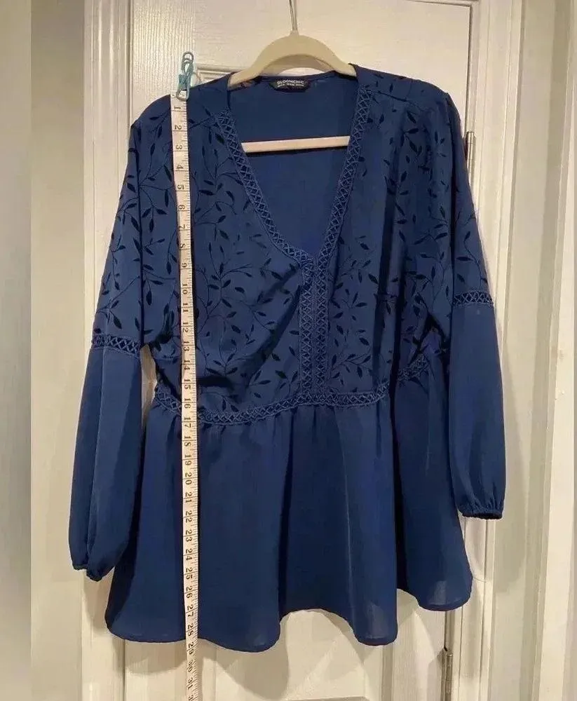 BloomChic Blue Black Velvet Floral Balloon Sleeve V Neck Ruffle Top Size 16 - Image 7