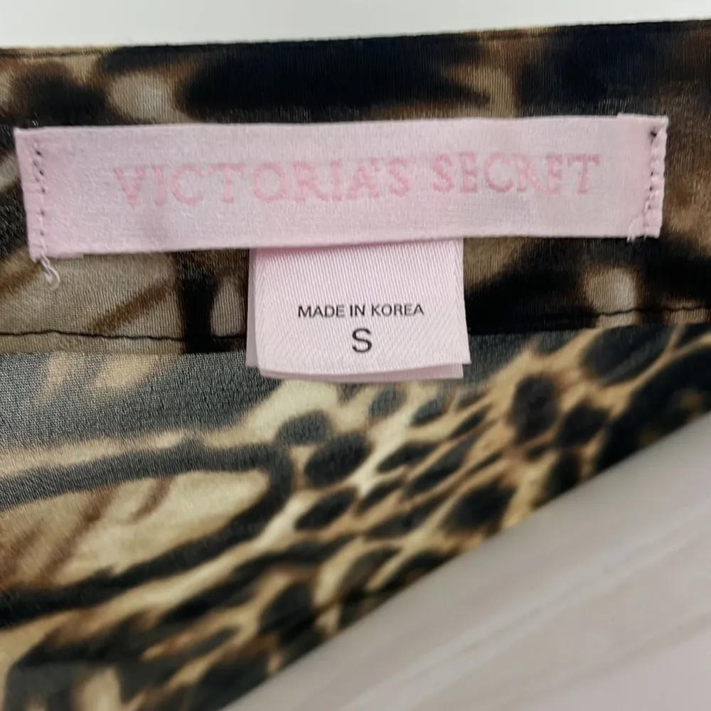 VICTORIA'S SECRET Sheer lace up Leopard Swim Coverup size small - Image 3