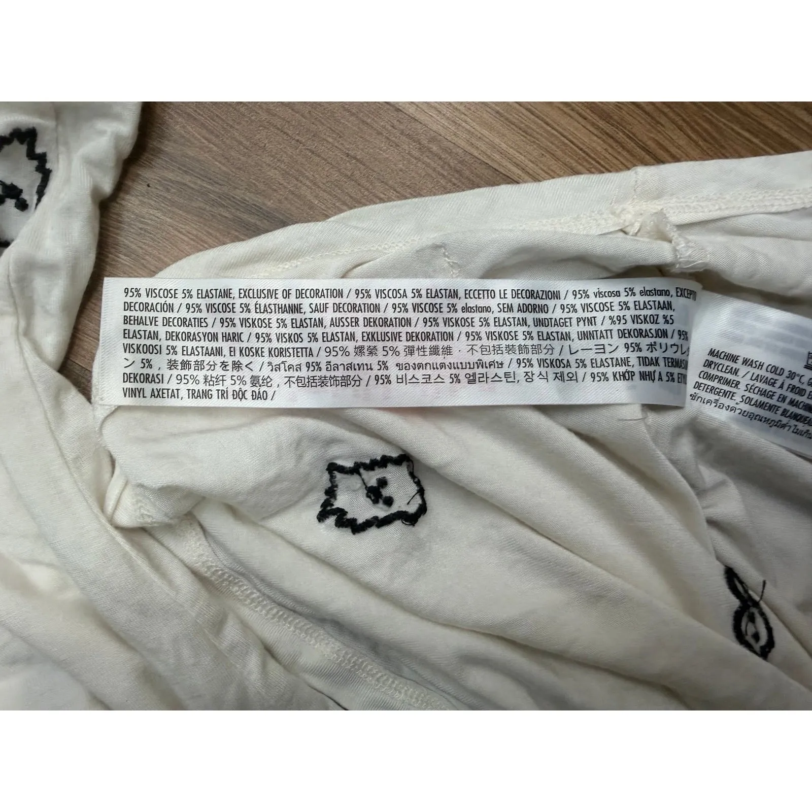 Star Wars Ivory Long Sleeve Top Womens L All Over Print Soft Stretch - Image 7