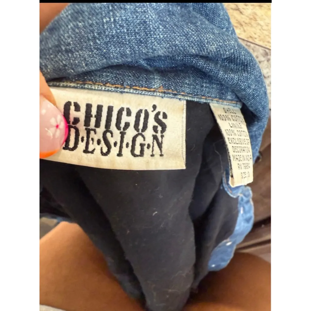 Women's Chico's Design Jean Jacket with Multicolor Embroidery Blue Size 8 - Image 8