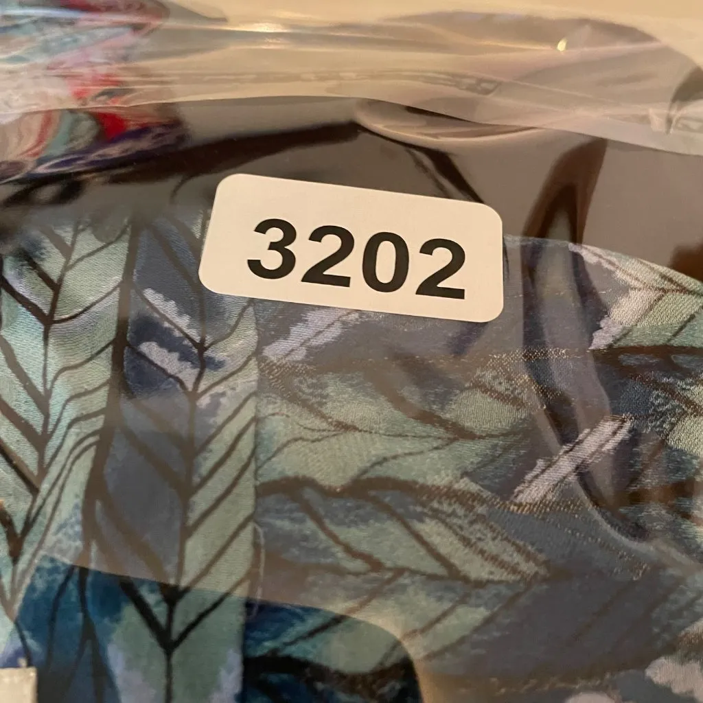 VTG Jean Halm‎ Women's 6 Green and Blue 100% Silk Blouse Neck Tie Velvet Accents - Image 9