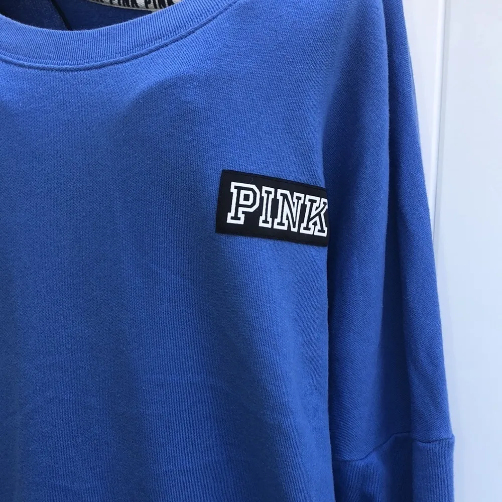 PINK Victoria’s Secret crew neck oversized sweatshirt medium blue sweatshirt​​ - Image 6