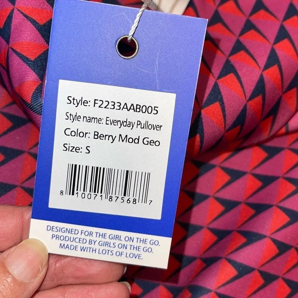 ADDISON BAY Women's Everyday Turtleneck Pullover Berry Mod Geo Size Small NWT $1 - Image 11