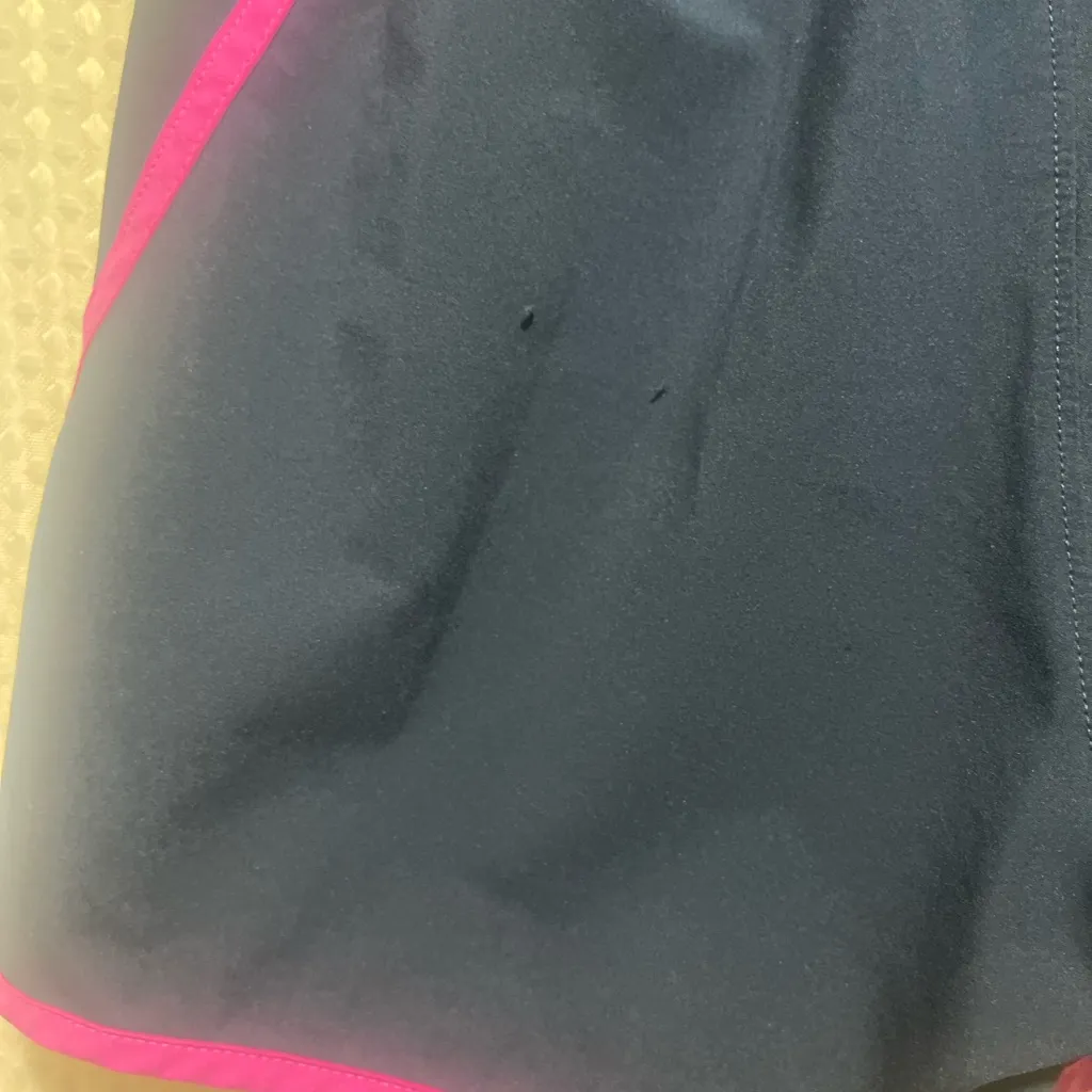 Under Armour Women's Navy and Pink Shorts - Image 5