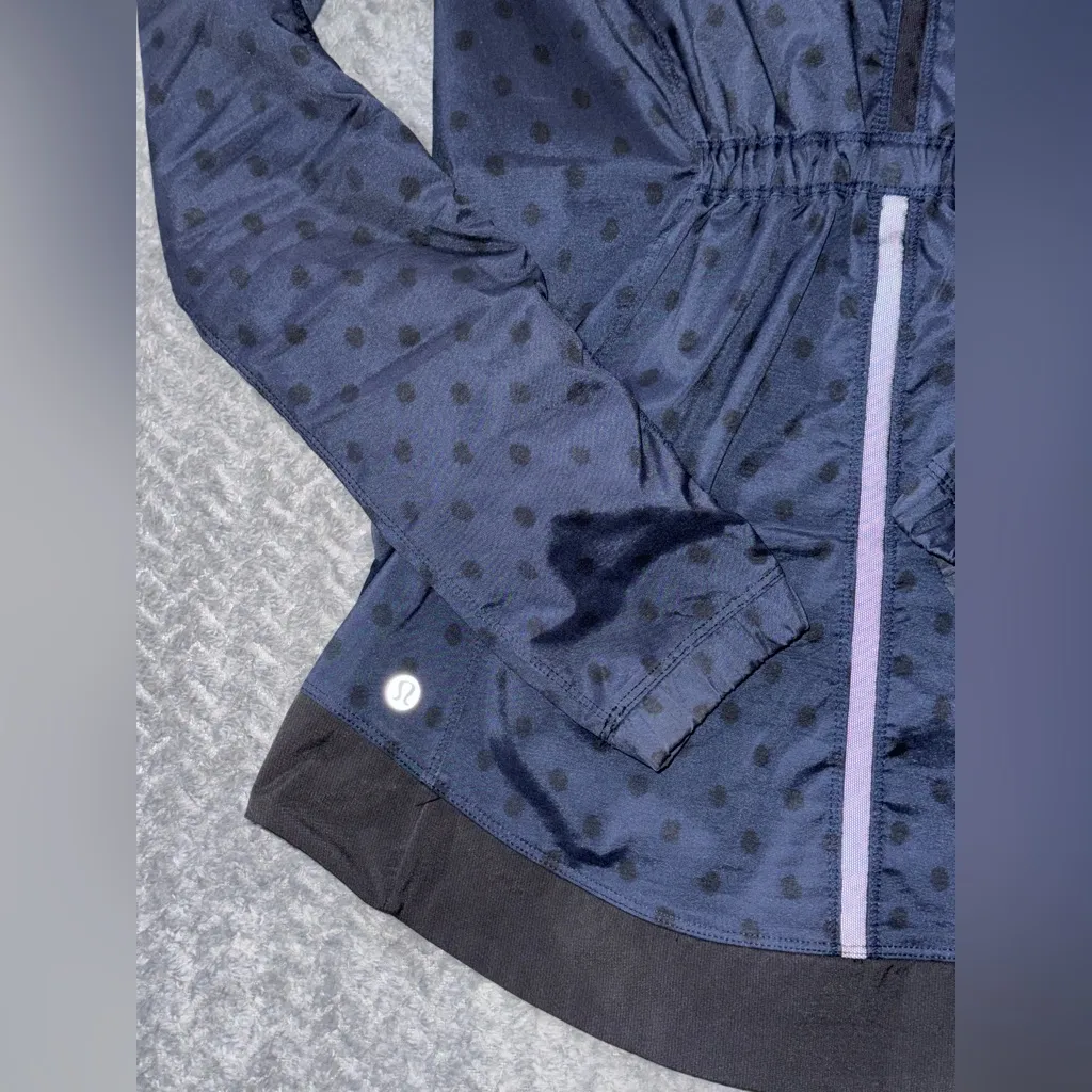 Lululemon Gather And Sprint‎ Running Jacket Windbreaker Hooded Full Zip Sz 4 - Image 7