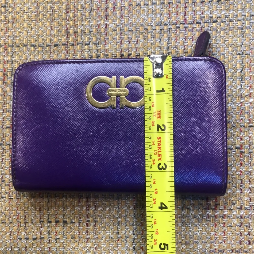 SALVATORE FERRAGAMO Gancini Purple Leather Bifold Full Zip Coin Section Wallet - Image 3