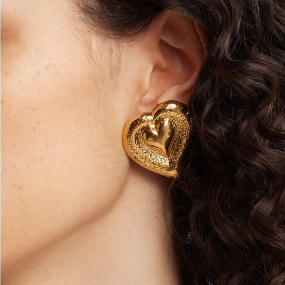 FRASIER STERLING nwt gold Praque Heart Shaped Earrings - Image 2