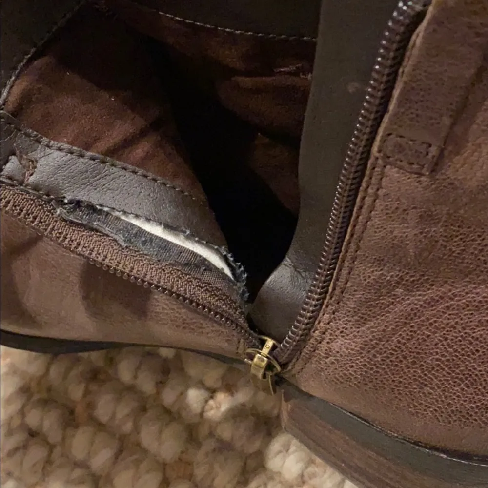 NEW  distressed zip pull on moto bootie boot 7.5 brown leather grunge - Image 10