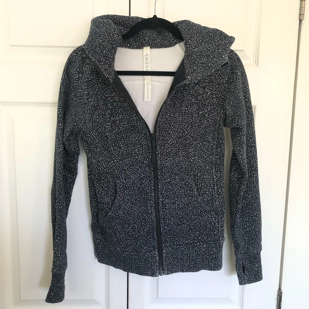 lululemon Scuba Hoodie Light Cotton Fleece Luminesce Splatter Size 2 - Image 4