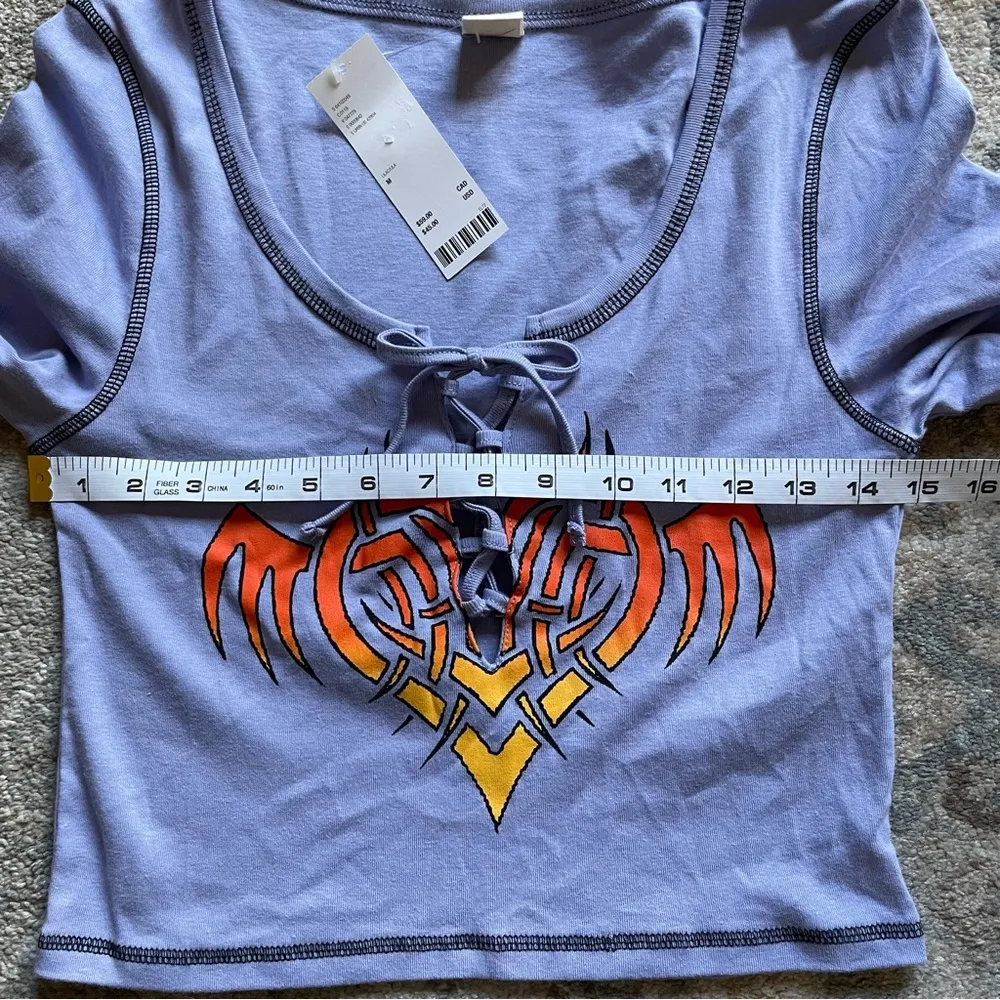 Urban Outfitters Y2K Tattoo Heart Graphic Cropped Skater Long Sleeve Knit Top M - Image 5