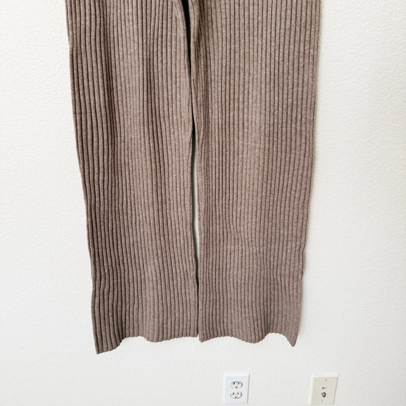 [Gap] Beige High Rise CashSoft Wide Rib Knit Sweater Pants NWT Sz Large Tall LT - Image 9