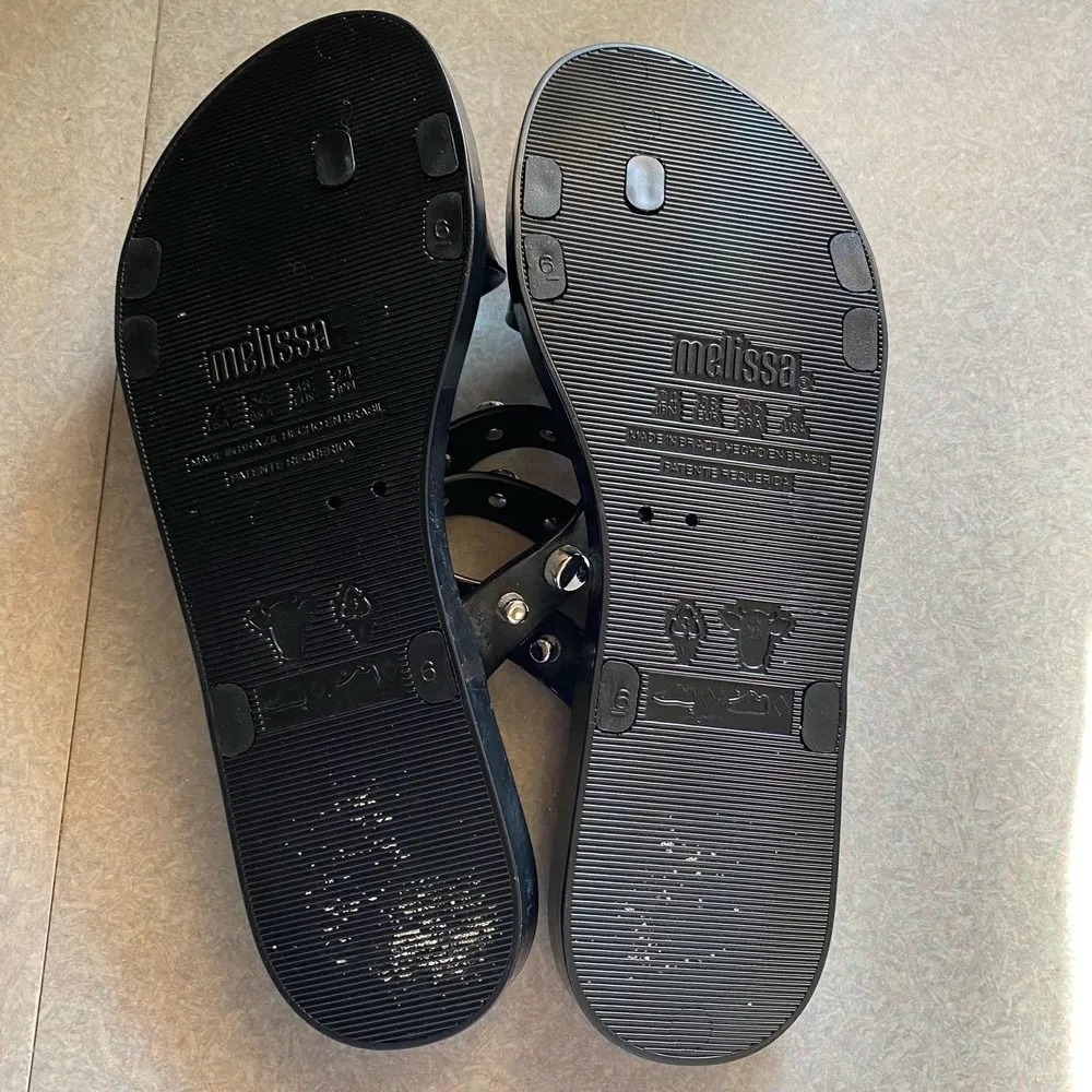 Melissa Black Love Lip Li Studded Coastal Goth Minimalist Jelly Sandals 6 - Image 6