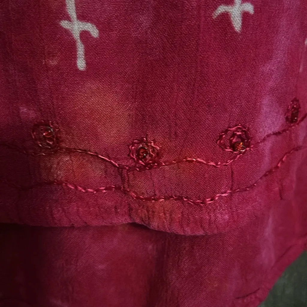 Charlie Paige tank top embroidered‎ with 3 buttons pink and orange. Size Large - Image 2