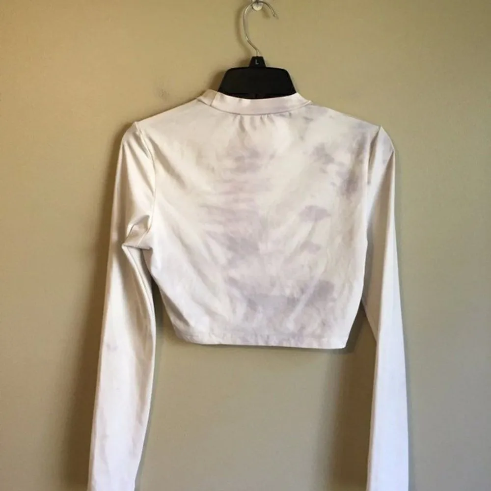 Shein medium long sleeved crop top - Image 5