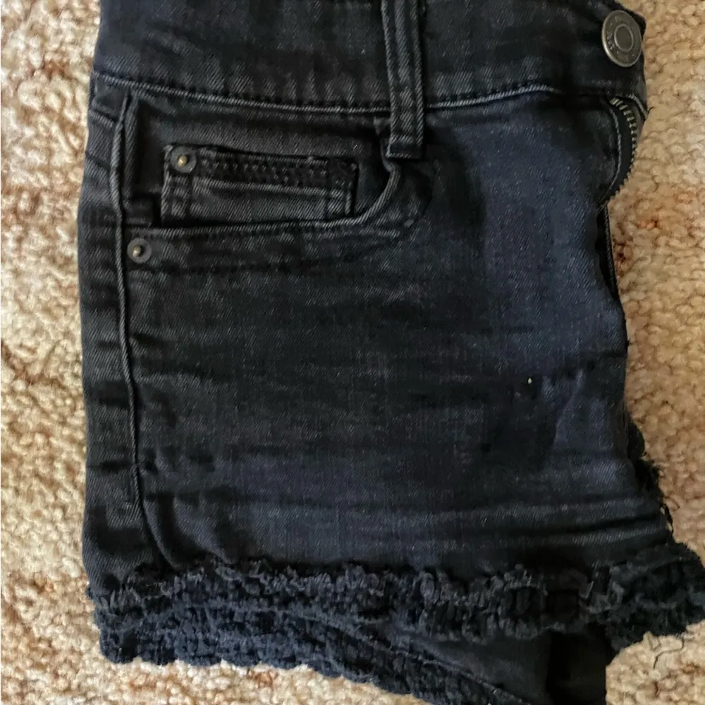 Black Denim  booty shorts- Size 7- Runs Small - Image 5