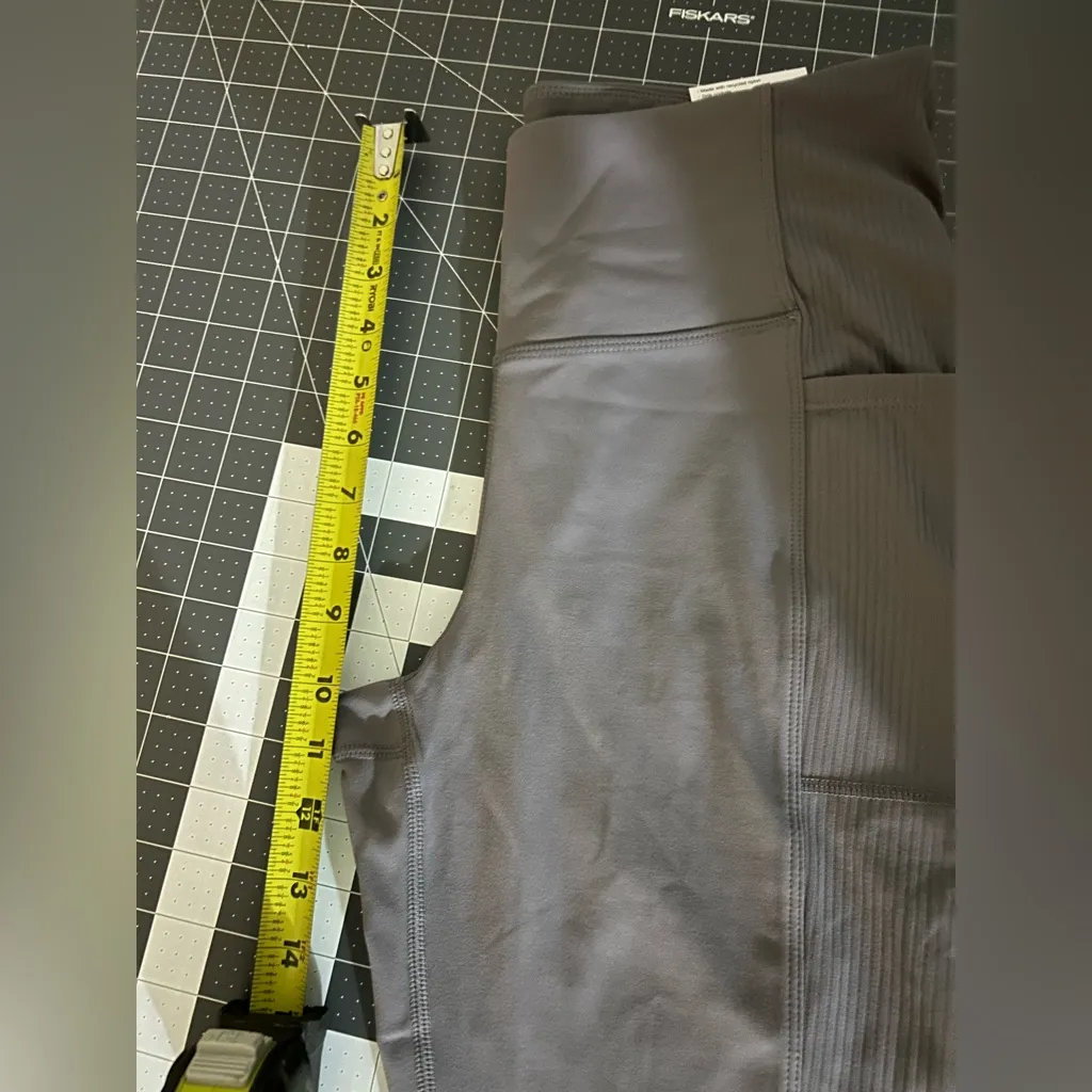 Mondetta Gray Leggings - Image 4