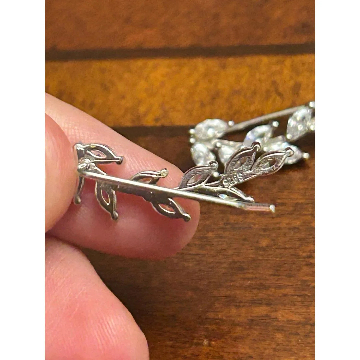 925 sterling silver earrings m90 4.00g flower floral white longer sparkle - Image 2