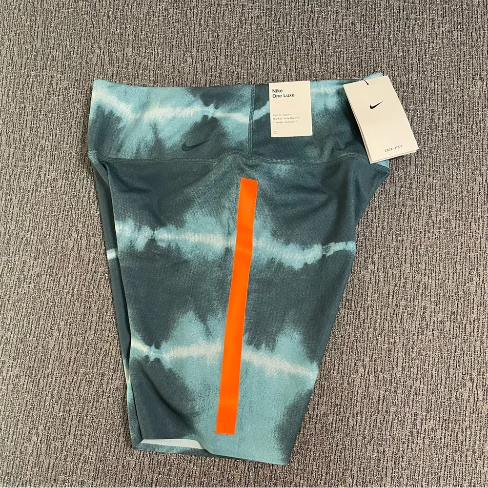 Nike Women’s Dri-Fit One Luxe Training Shorts - Image 3