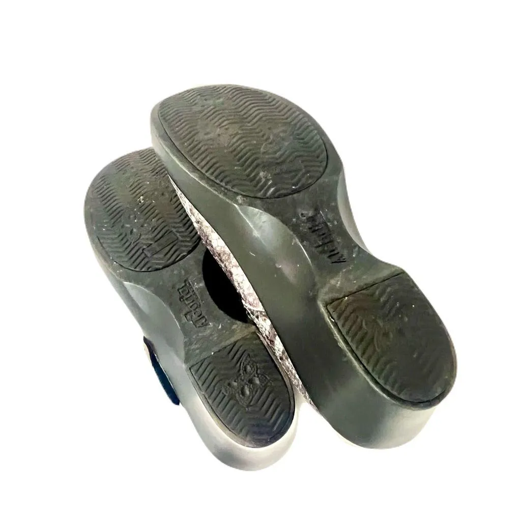 Allegria Ella Mary Jane Shoes Onyx Snake Leather low wedge size 38 US 8 - Image 5