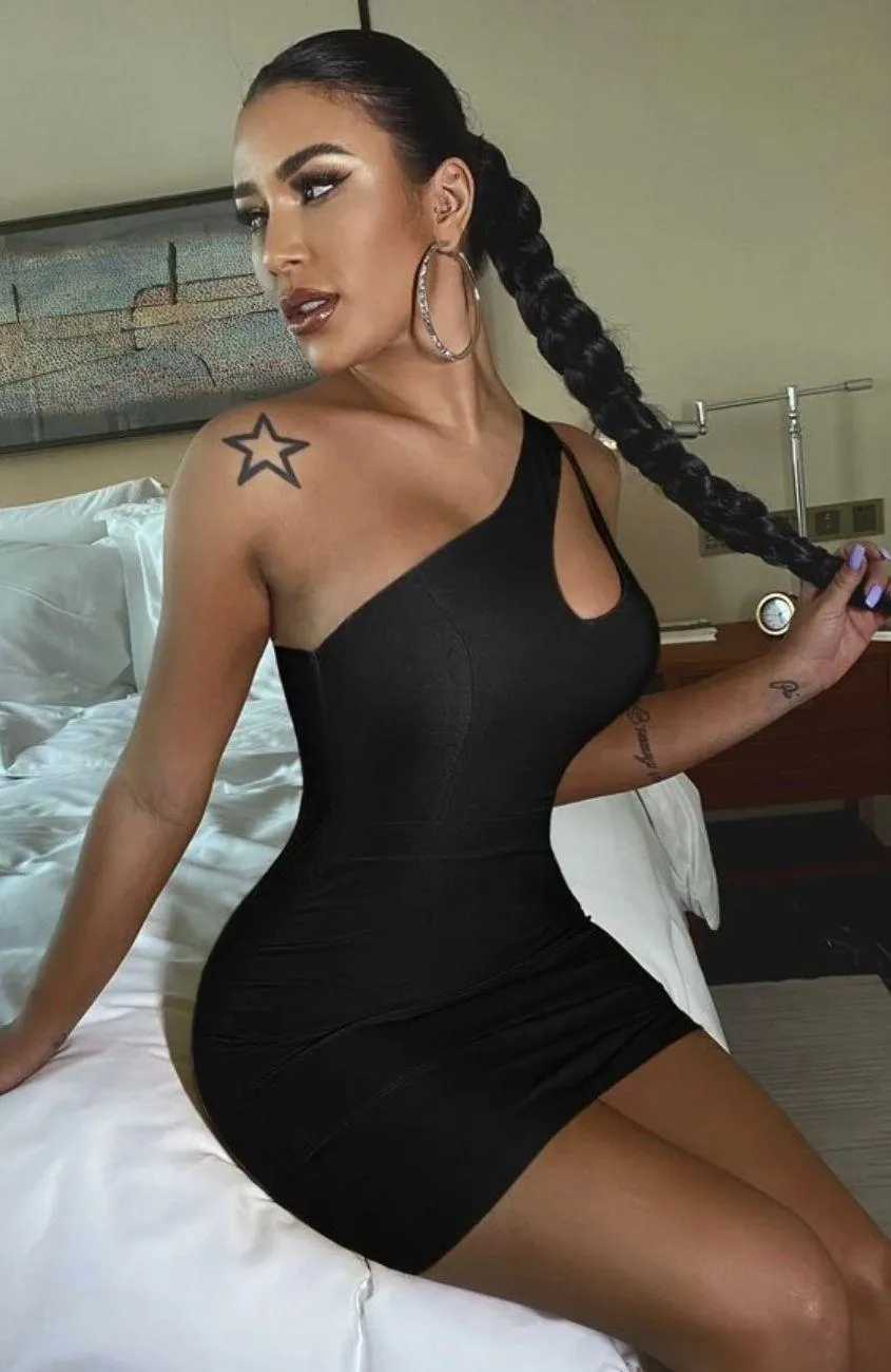 SheIn One Should Cut Out Bodycon - Image 3