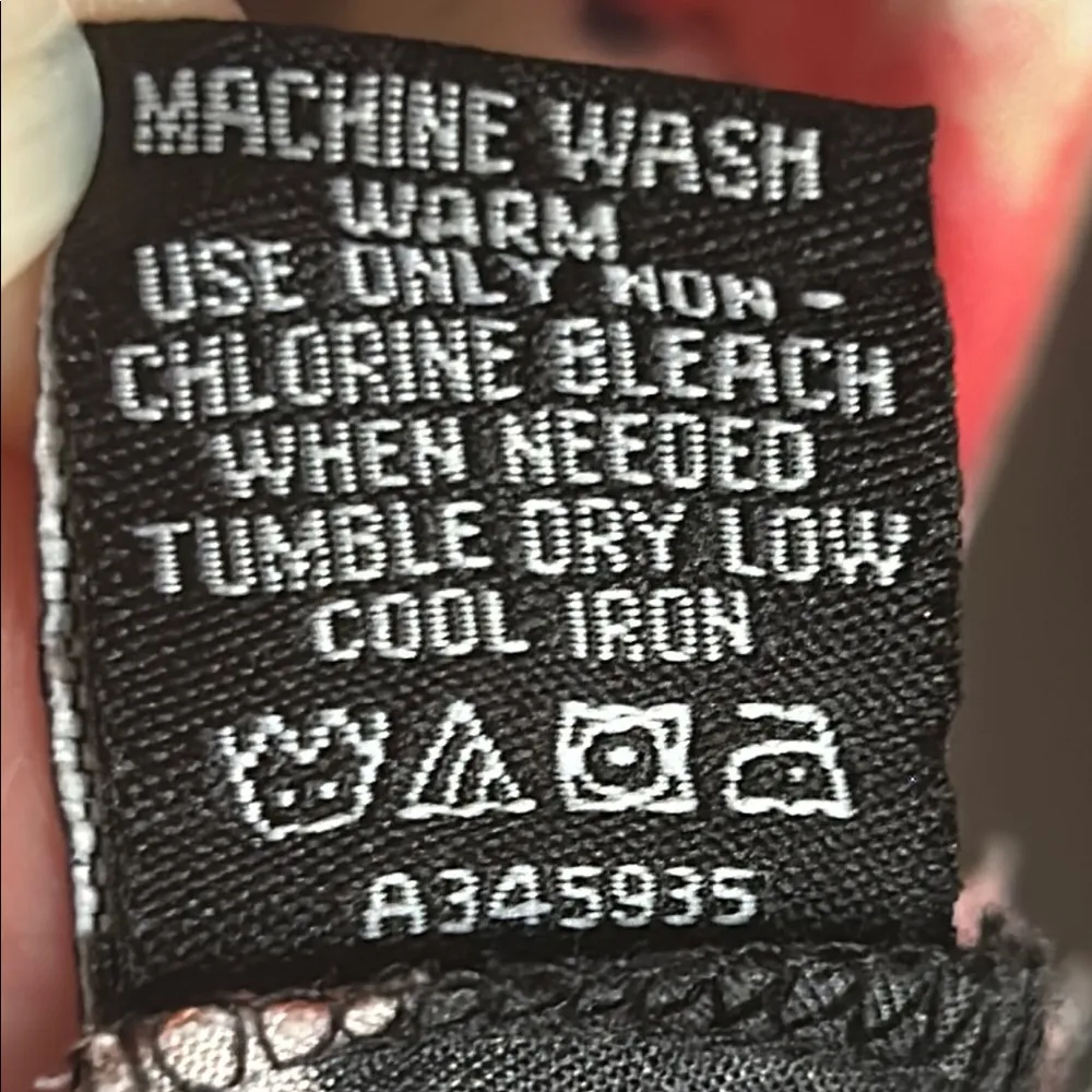 Tolani Collection of India Charming Floral Long Roll Up Sleeve Button Up Blouse Pink - Image 12