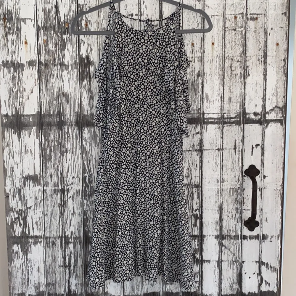 Zara basic black white floral daisies ruffle dress - Image 5