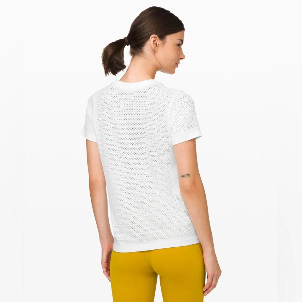 Lululemon Breeze By SS - Image 2