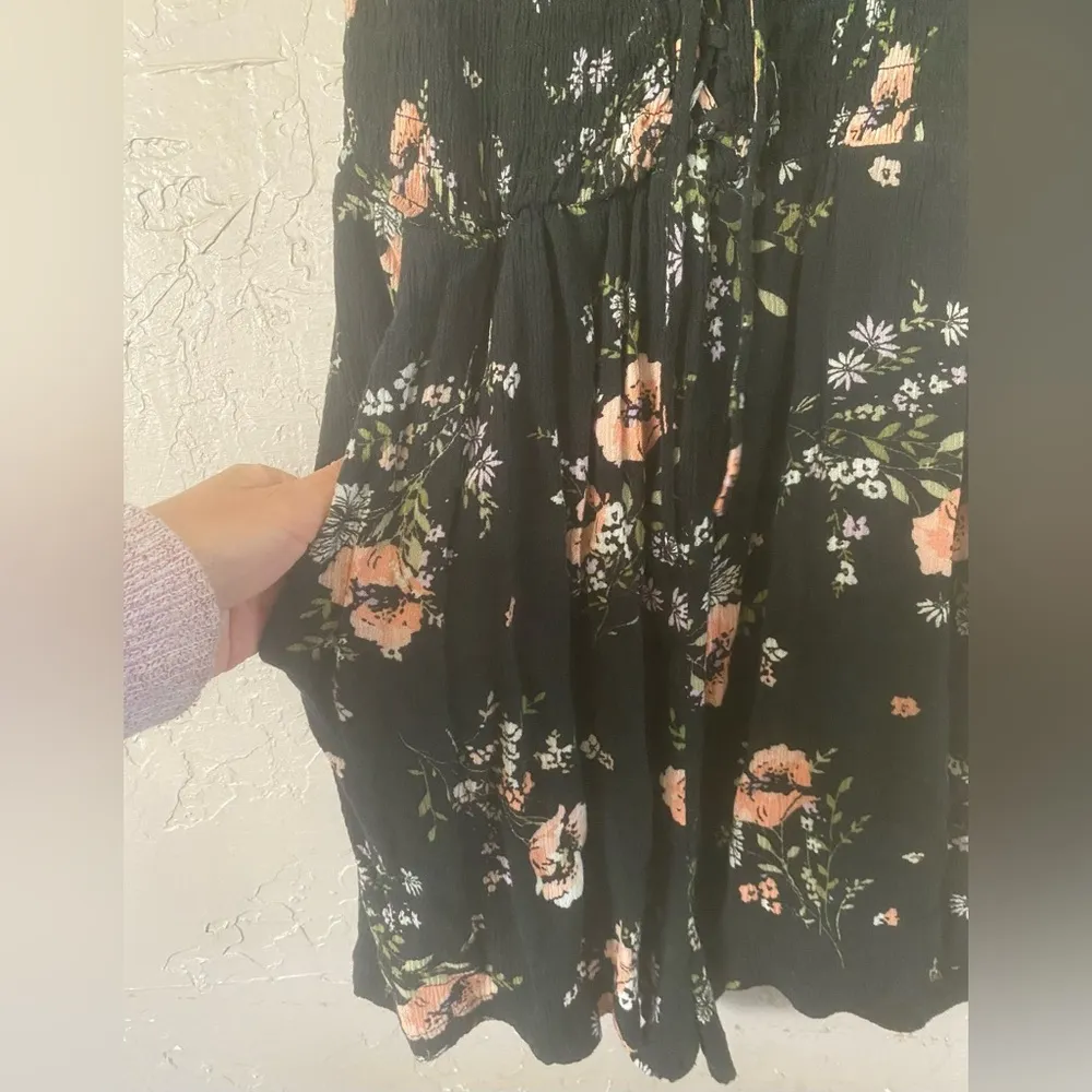 Lily Rose Romper Womens Medium Black Multi Floral Smocked Ruffle Sleeveless - Image 5