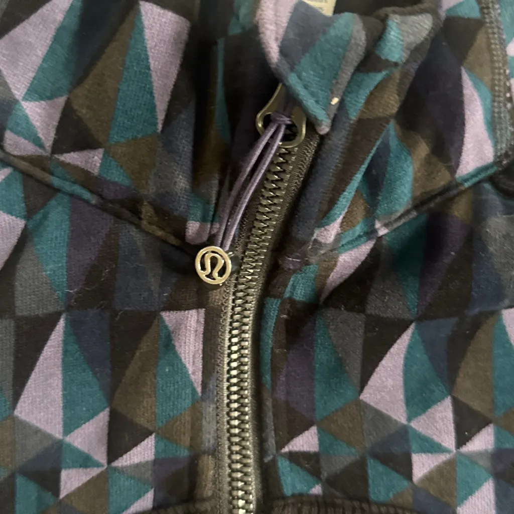 lululemon Black and Blue Geometric Full zip Scuba Size 4 Stained Glass Hoodie - Image 4