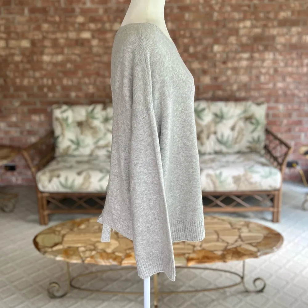 American Eagle Grey Open Back Crew Neck Sweater M - Image 10