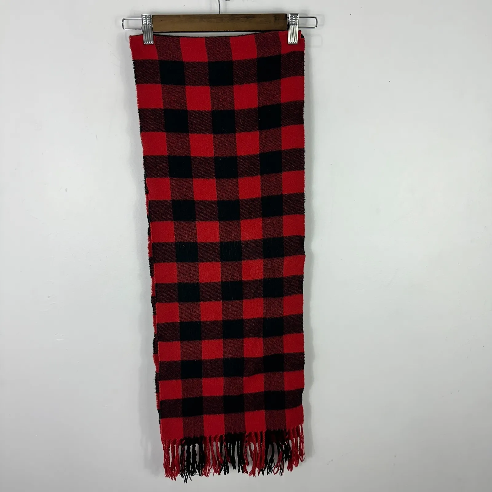 Scottish 100% Cashmere Scarf Red Black Buffalo Plaid Fringe Winter Quiet Luxury - Image 3
