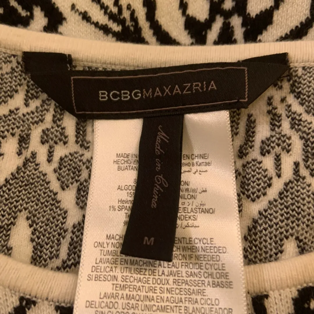 BCBG Maxazria Floral Sweater Crop Top - Image 9