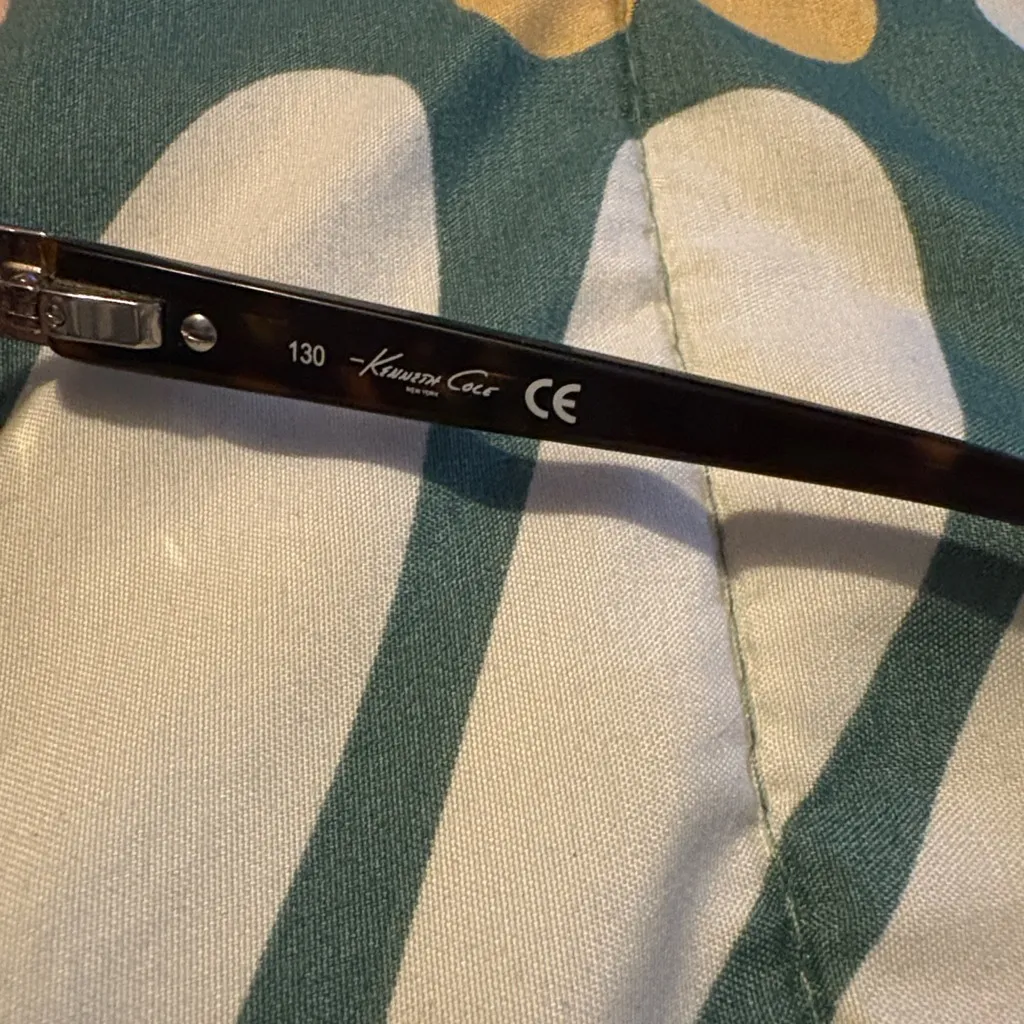 Kenneth Cole Sunglasses KC6083 col.32F 60/10mm-130 - Image 3