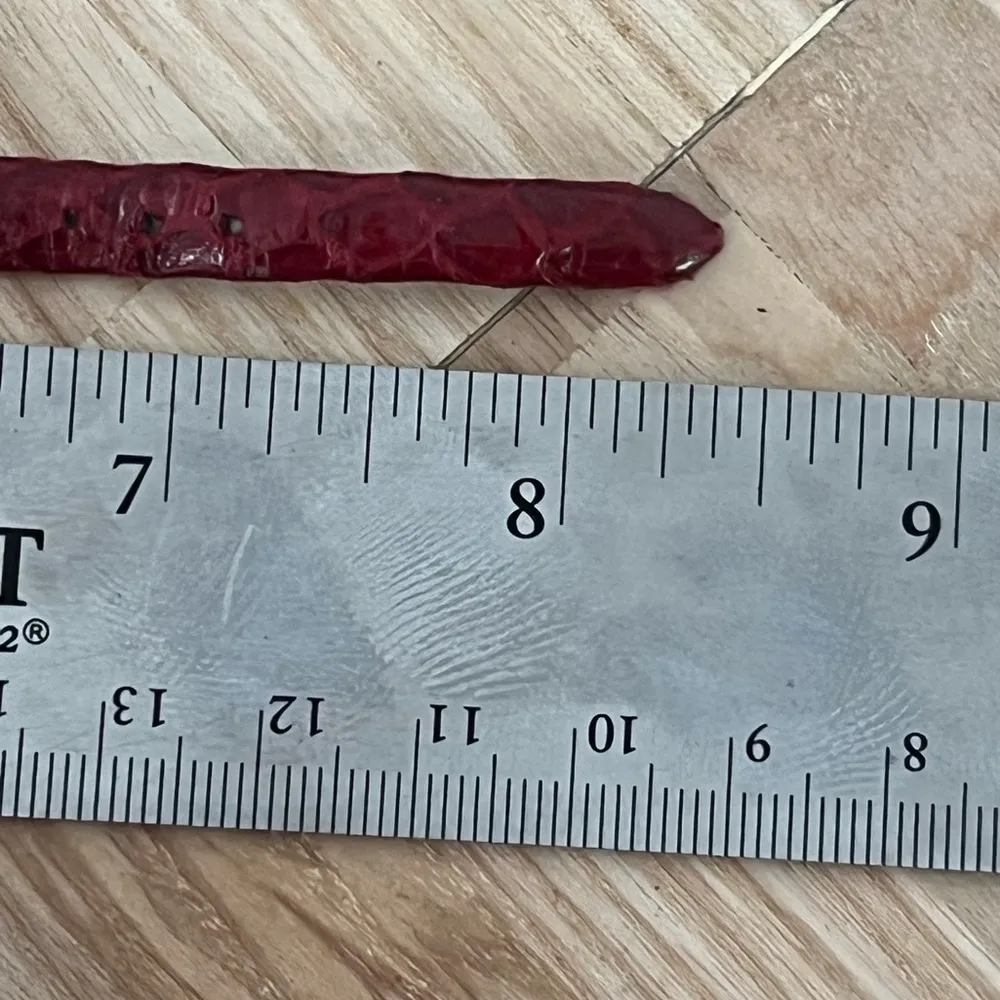 Jaclyn Smith  Ladies Watch Stainless Rectangular Case Stainless Dial Red Leather - Image 12