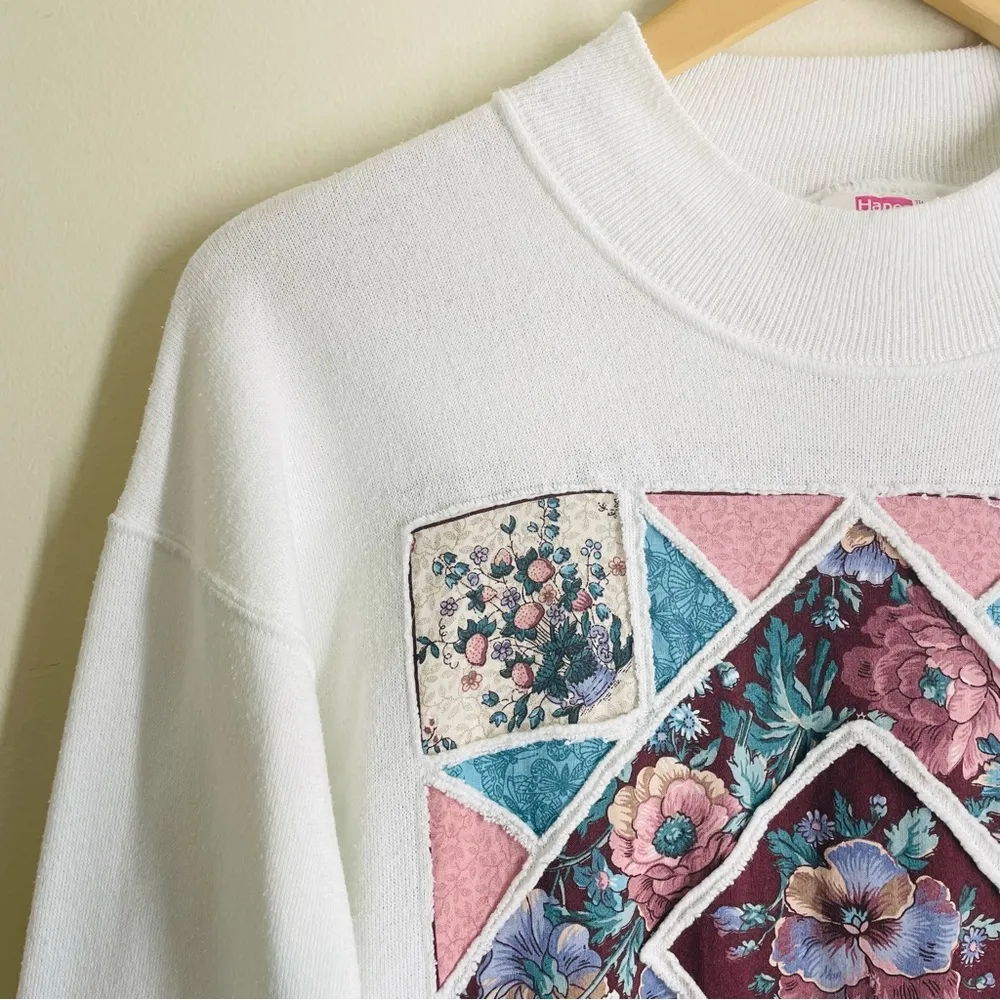 Vintage 90s Floral Patchwork Graphic Sweatshirt / Sweatshirt Dress White Sz S/M - Image 3