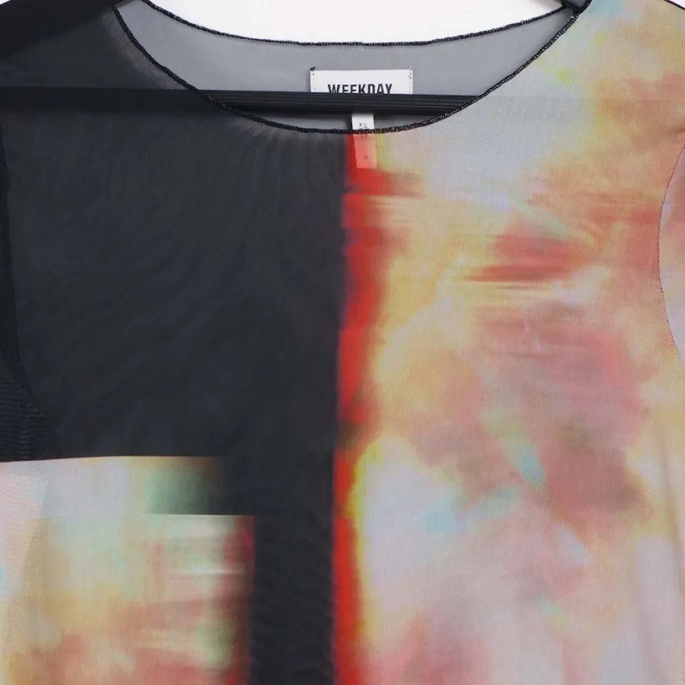 NWOT Weekday Camine Long Sleeve Mesh Top Abstract Print Size Medium - Image 2