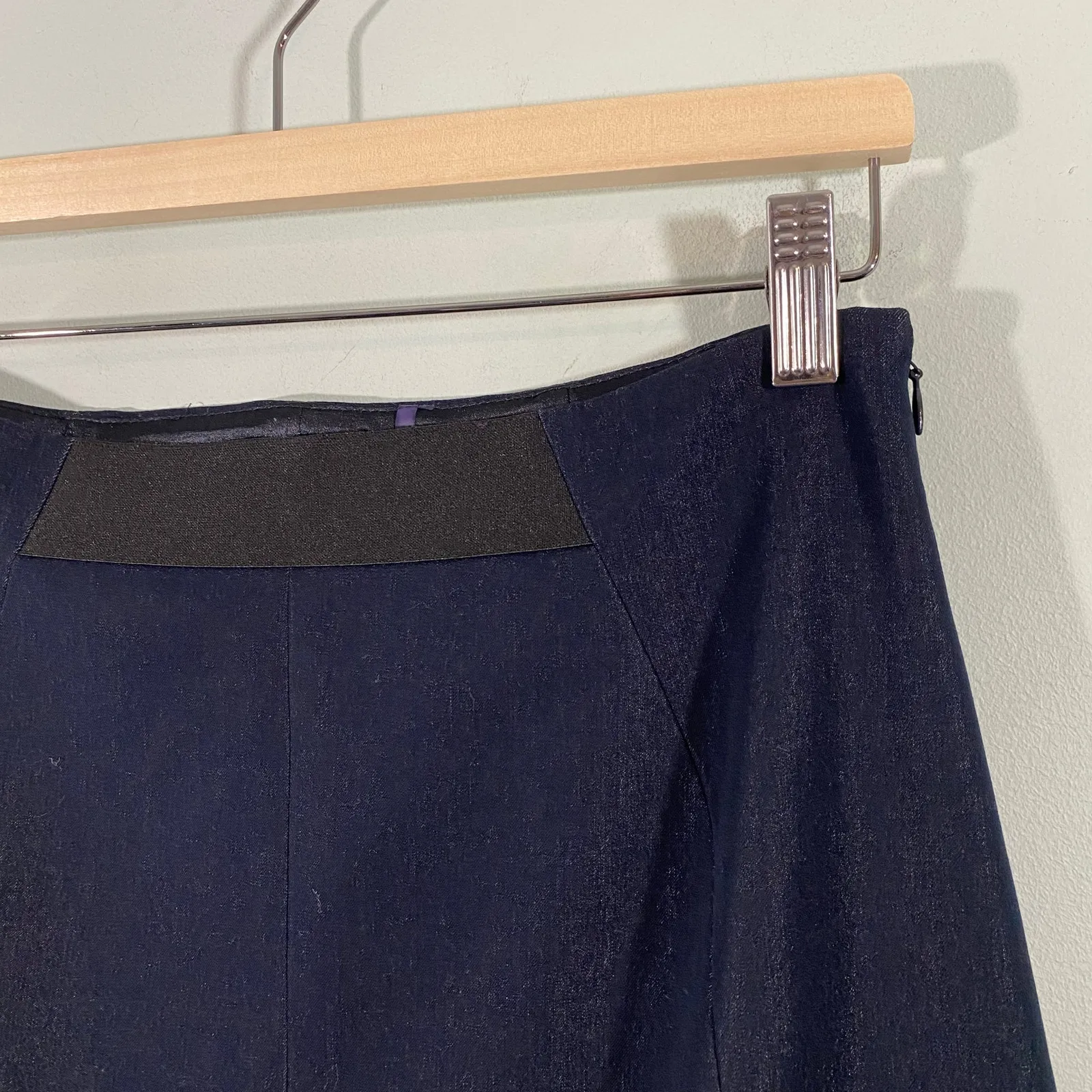 T by Tahari Women Indigo Pencil Mini Ramsy Skirt Size 4 NWT - Image 2