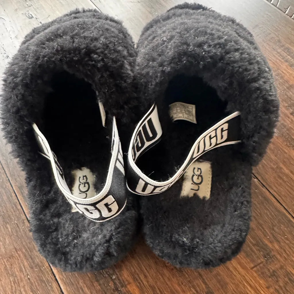 UGG  Black Fluff Yeah Slipper - Image 5