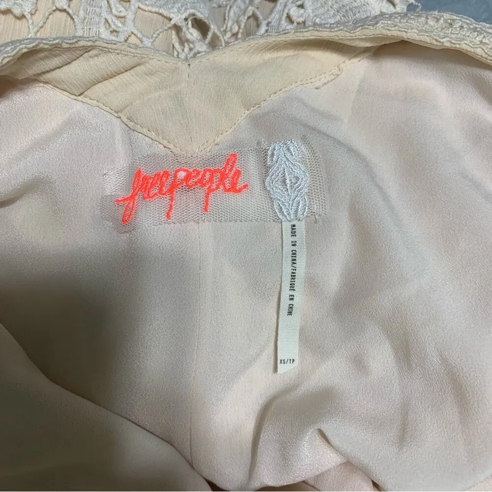 Free People cream lace‎ halter snowdrop trapeze dress size XS bridal shower - Image 6