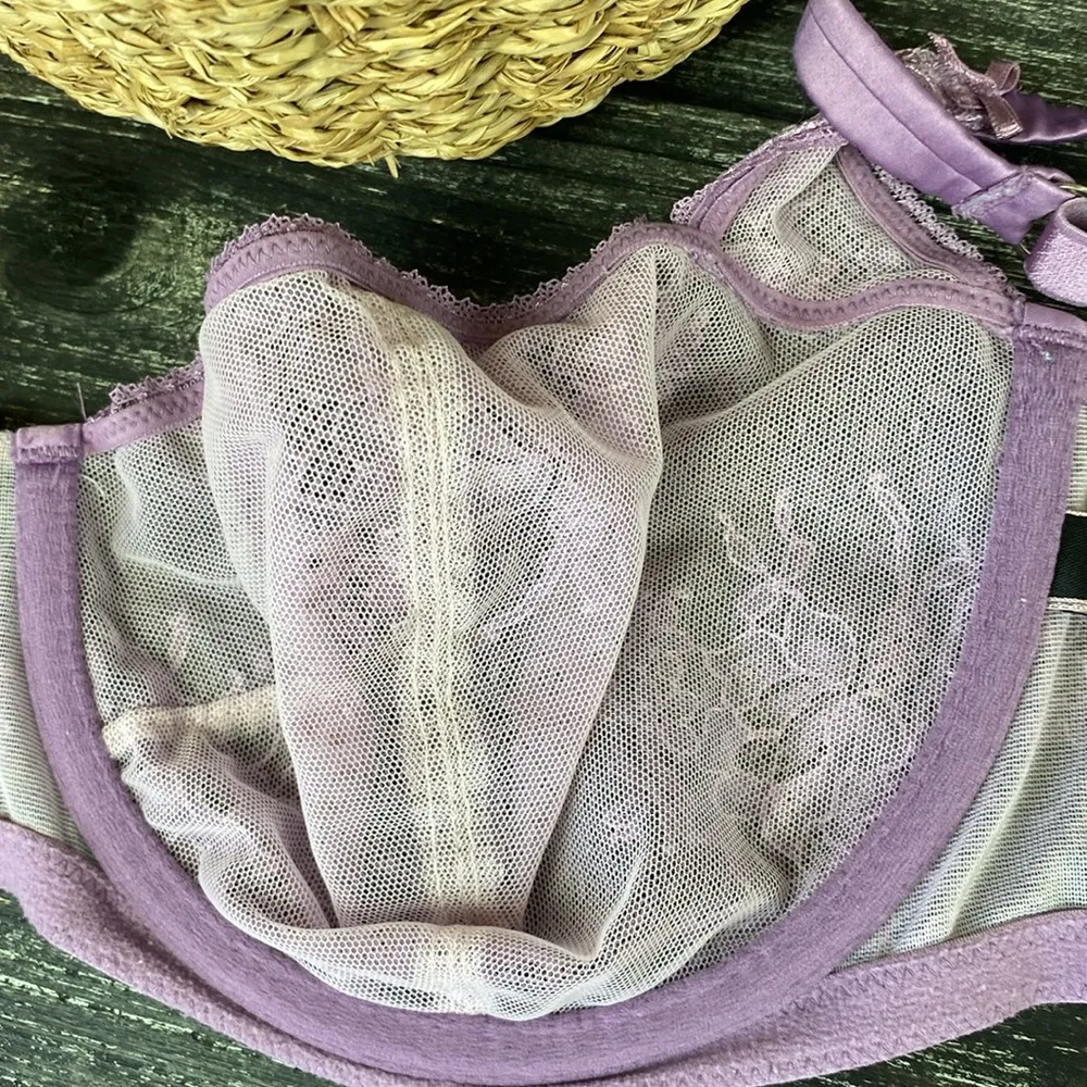 Victoria’s Secret Lavender Sheer Unlined Underwire Lace Balconette Bra 36DD - Image 4