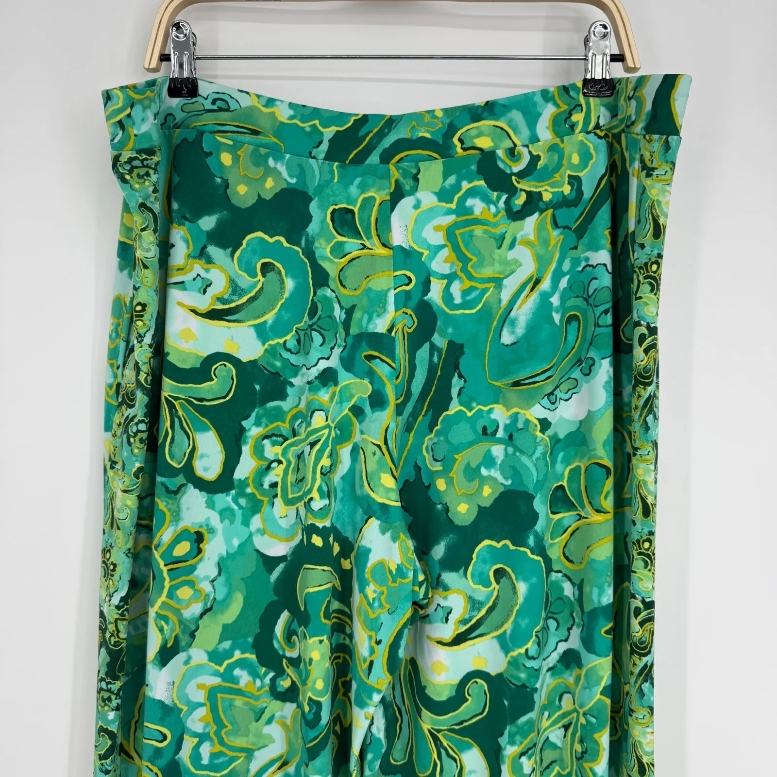 Susan Graver Liquid Knit Crop Pants Size XL Green Paisley Pull On Stretch Casual - Image 7