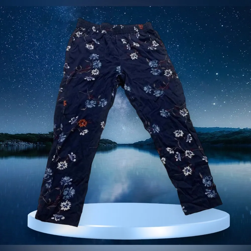 Jessica Simpson floral pants - Image 10