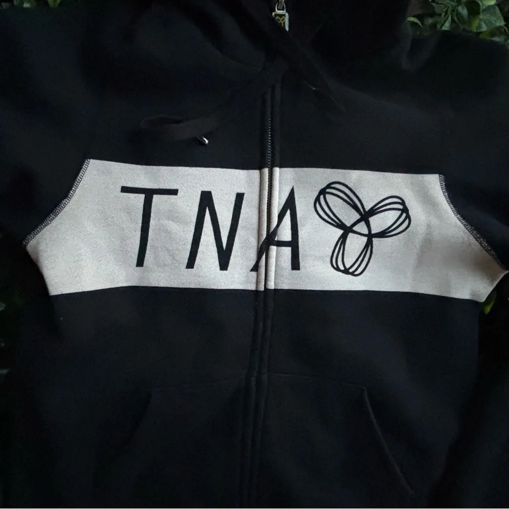 TNA Black and Cream Zip - Image 5