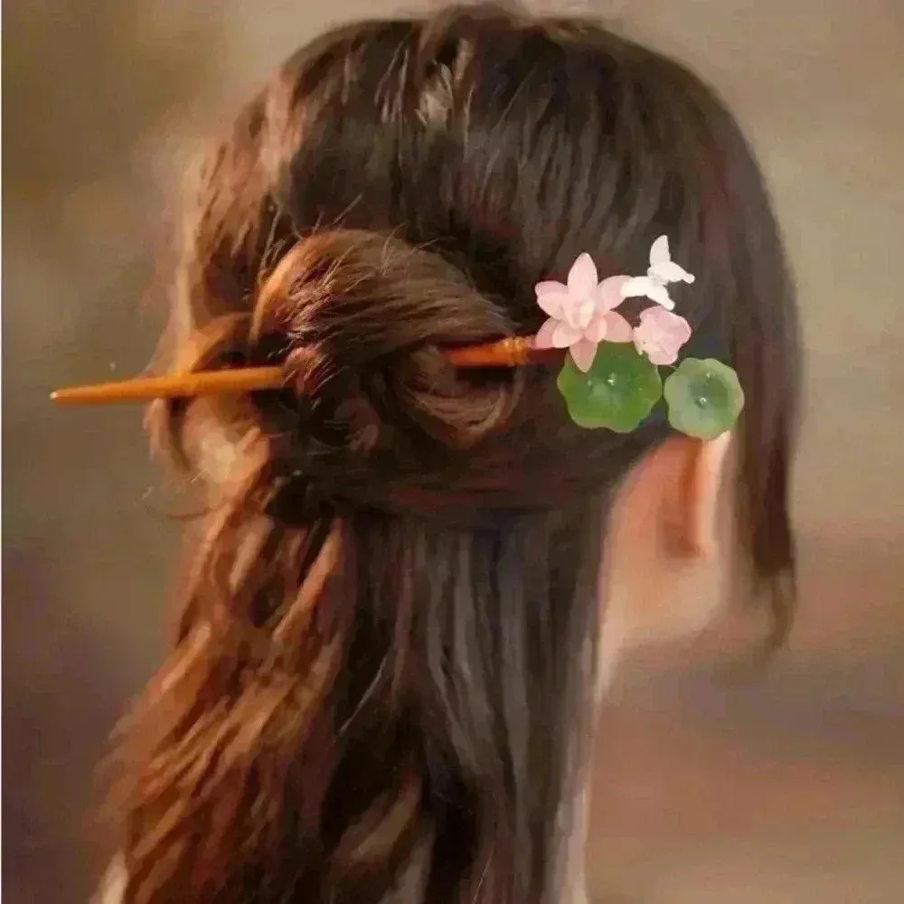 Lotus🪷 Wooden Hairpin - Image 6