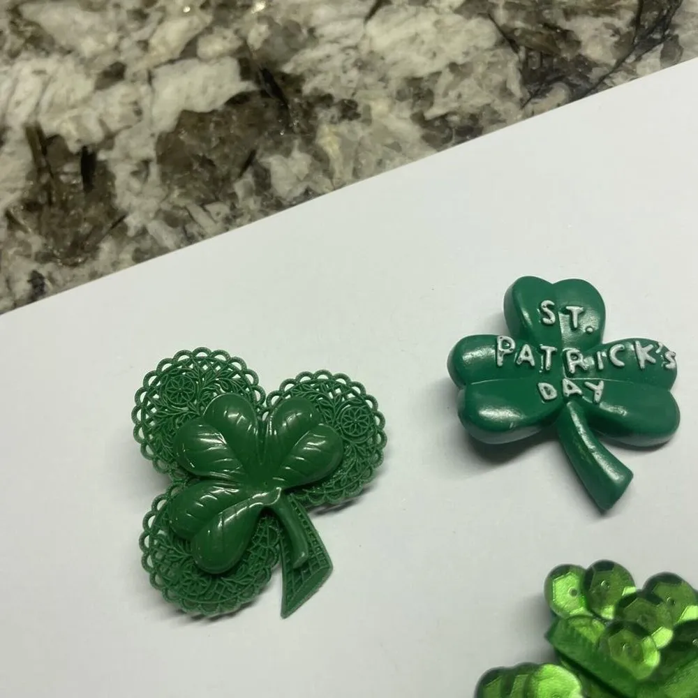 Lot Of 4 Costume Brooch Pins - Image 2