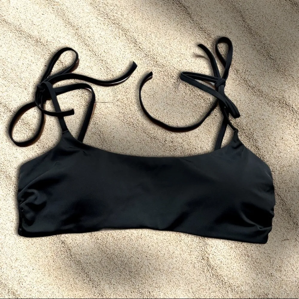 Easy Retro Bikini Swim Top Tie Shoulder Black Size Medium - Image 4